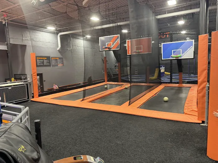 Sky Zone Trampoline Park Picture 8