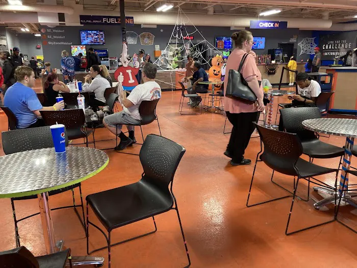 Sky Zone Trampoline Park Picture 5
