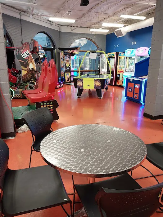 Sky Zone Trampoline Park Picture 4