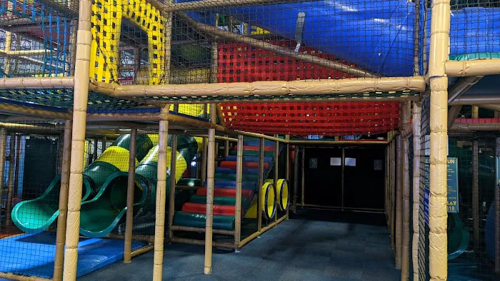 Oasis Family Fun Center Picture 8