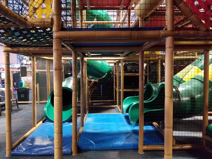 Oasis Family Fun Center Picture 5