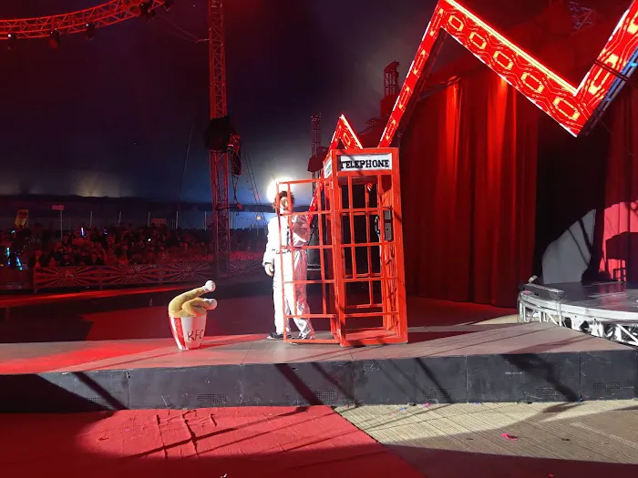 Garden Bros. Nuclear Circus Picture 3