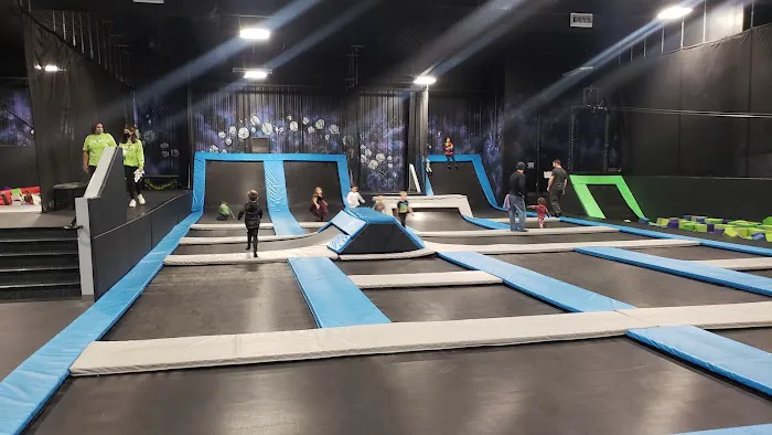 Elevate Trampoline Park Picture 6