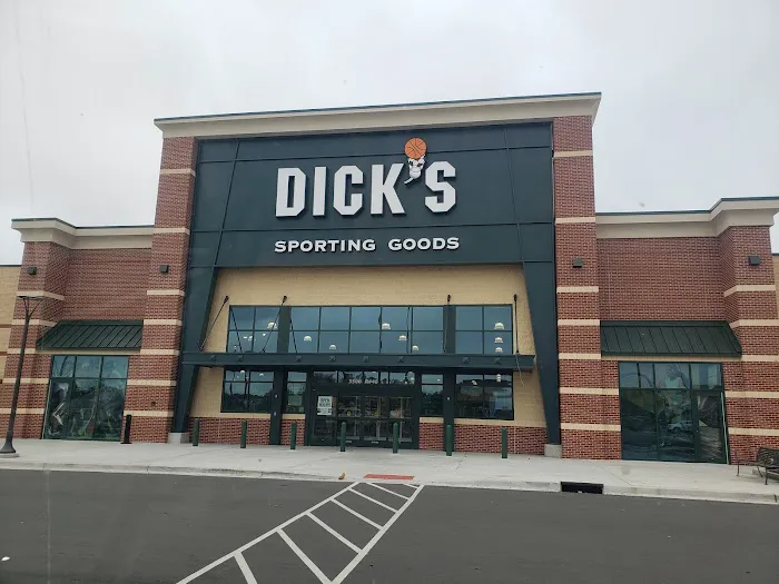 DICK'S Sporting Goods Picture 7