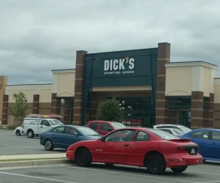 DICK'S Sporting Goods