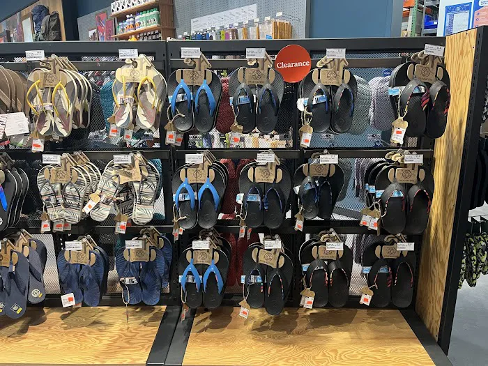 DICK'S Sporting Goods Picture 6
