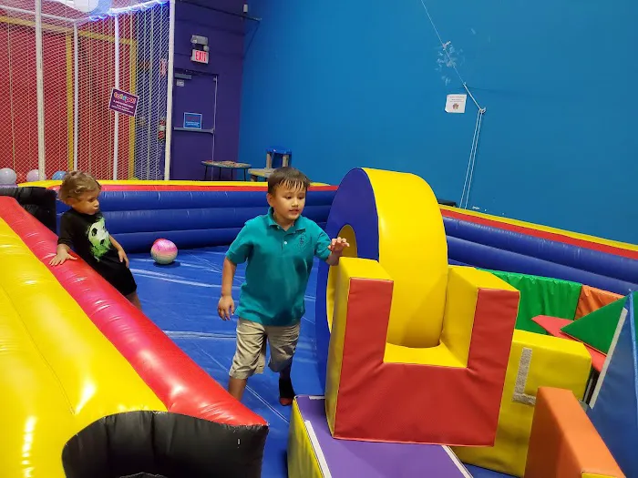 Pump It Up Jacksonville Kids Birthdays and More Picture 7