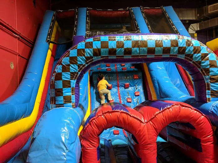Pump It Up Jacksonville Kids Birthdays and More Picture 6