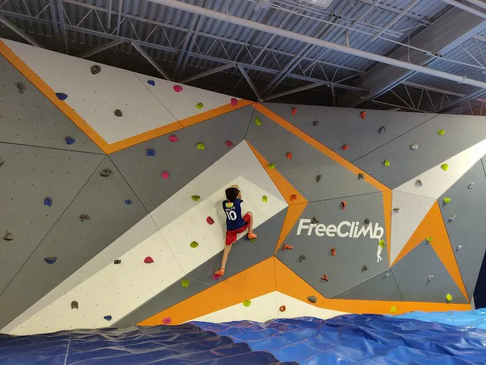 Sky Zone Trampoline Park Picture 5