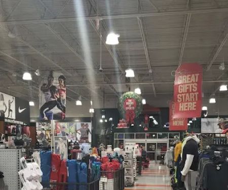 DICK'S Sporting Goods