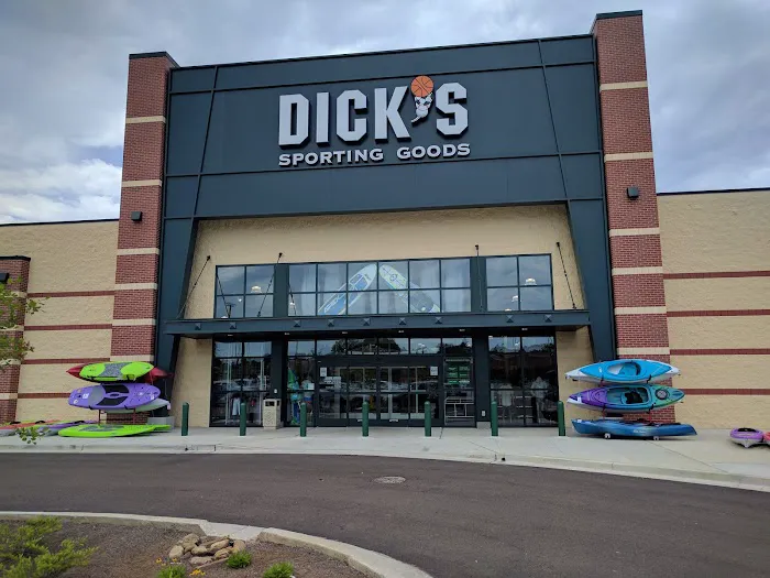 DICK'S Sporting Goods Picture 8