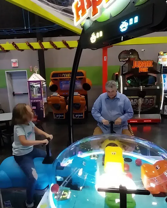Hijinx: The Funtivity Spot | Bowling, Laser Tag, Arcade Games, Ropes Course, Playground | JT's Grill Restaurant Picture 6