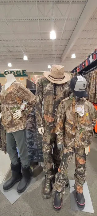 DICK'S Sporting Goods Picture 4