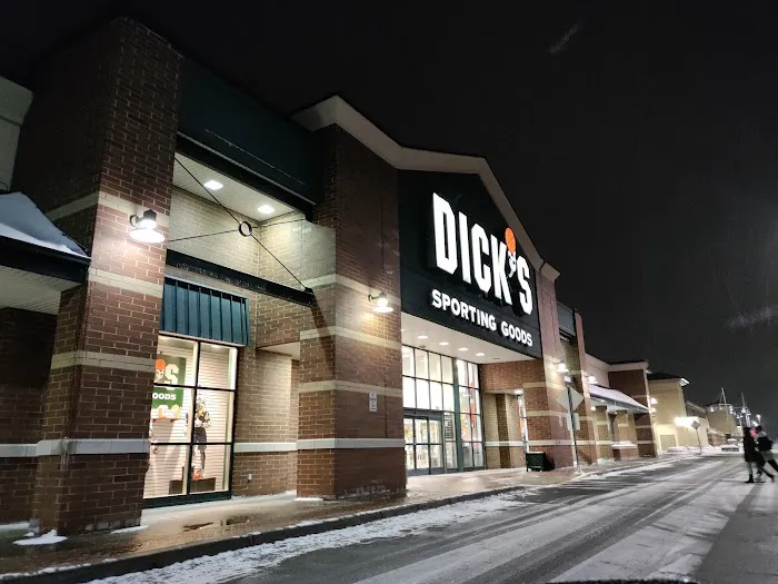 DICK'S Sporting Goods Picture 5