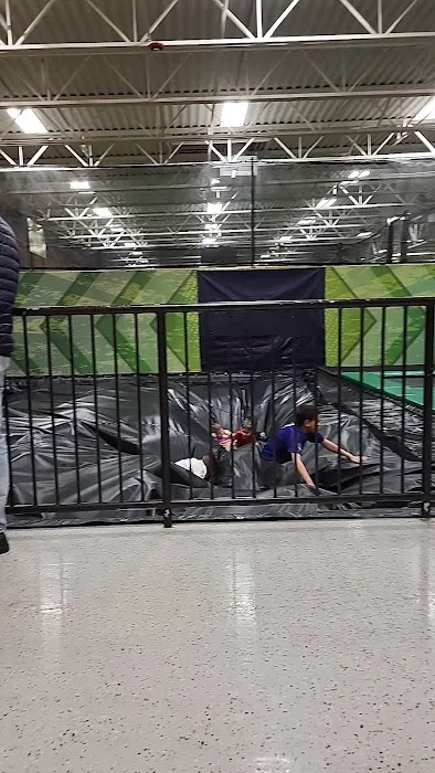 Get Air Trampoline Park Picture 10
