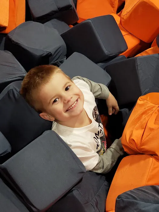 Pauley's Pizza / Sky Zone Bowie Picture 5