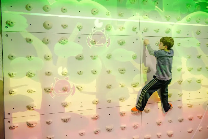 Sky Zone Trampoline Park Picture 6