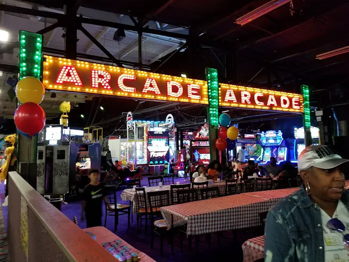 Arnold's Family Fun Center Picture 2