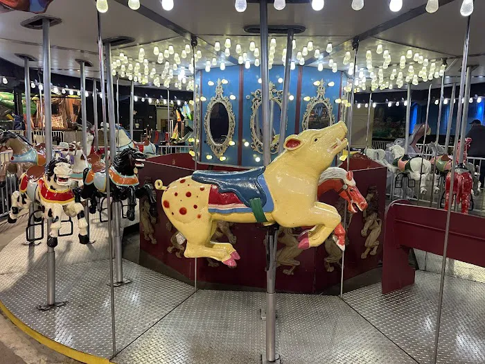 Arnold's Family Fun Center Picture 6