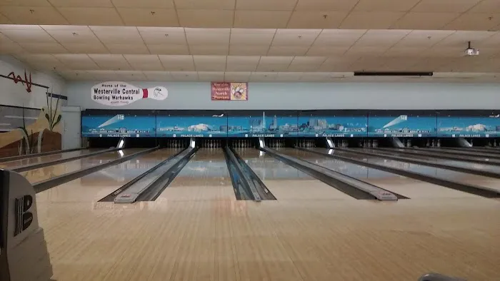 Palace Bowling & Entertainment Center Picture 5