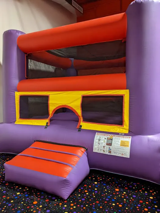 BounceU Collegeville Kids Birthdays and More Picture 7