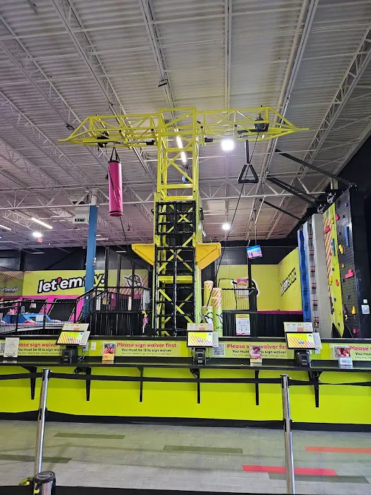 Urban Air Trampoline and Adventure Park Picture 4