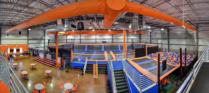 Sky Zone Trampoline Park Picture 6