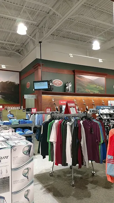 DICK'S Sporting Goods Picture 2