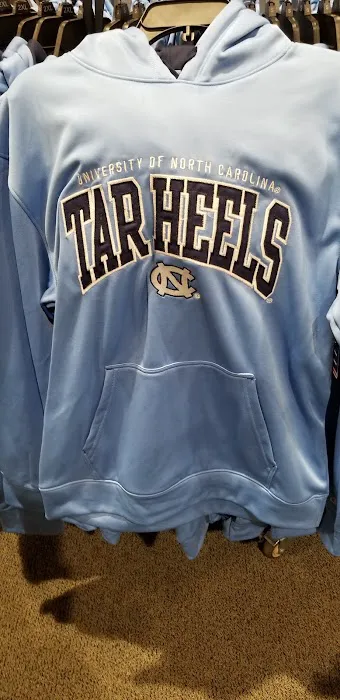 DICK'S Sporting Goods Picture 10