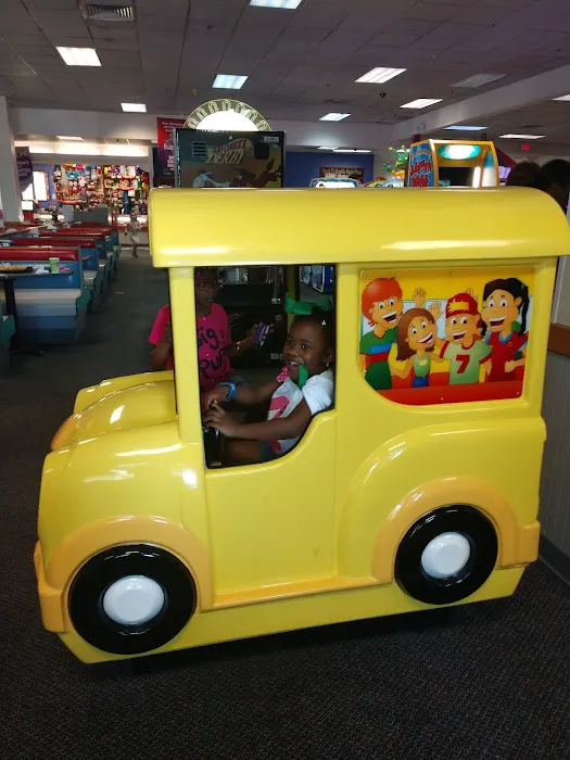 Chuck E. Cheese Picture 8