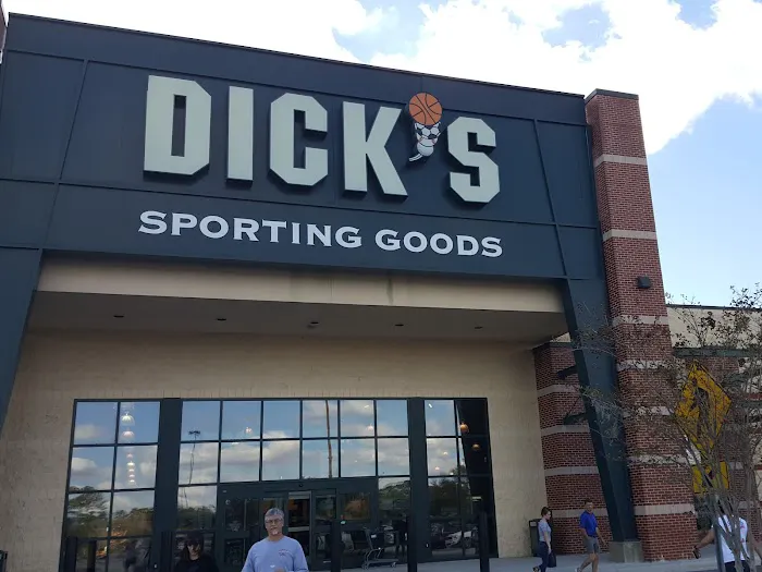 DICK'S Sporting Goods Picture 5