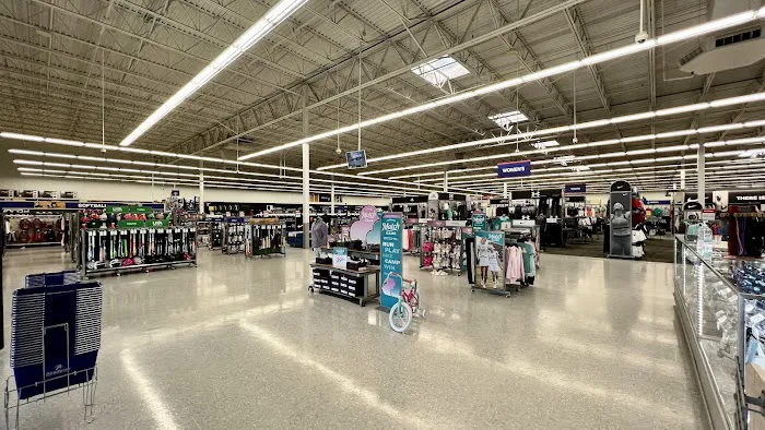 Academy Sports + Outdoors Picture 1