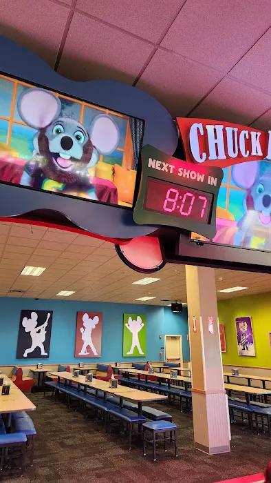 Chuck E. Cheese Picture 2