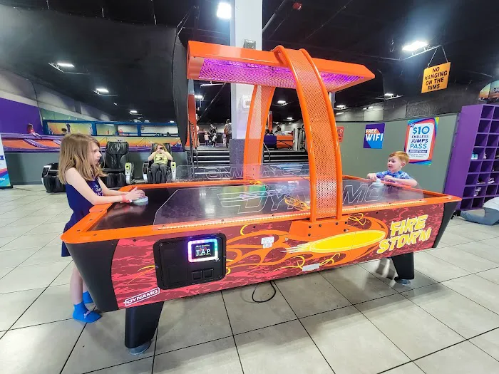 Altitude Trampoline Park Picture 10