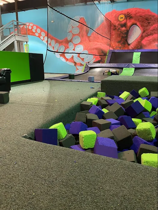 Get Air Trampoline Park Picture 4