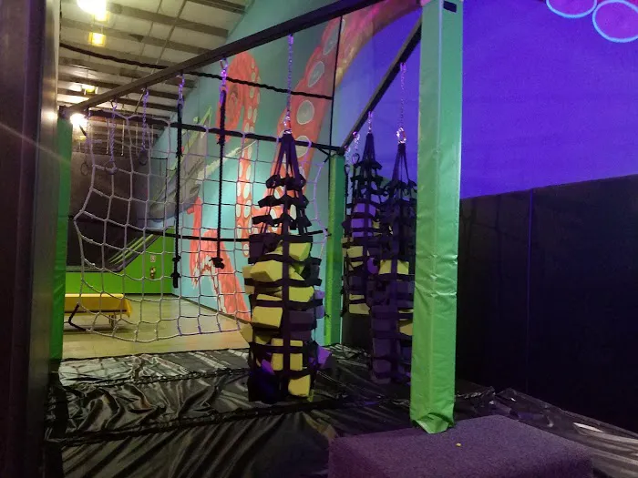 Get Air Trampoline Park Picture 7