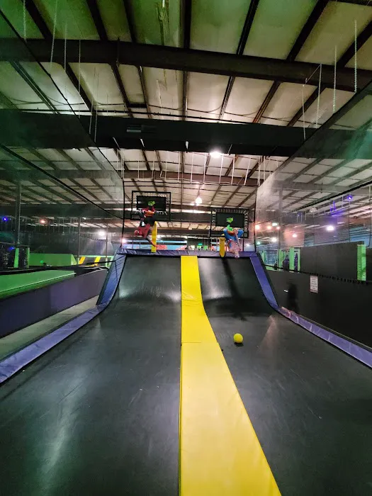 Get Air Trampoline Park Picture 3