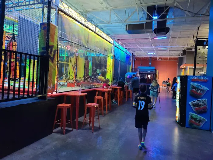 Urban Air Trampoline and Adventure Park Picture 4