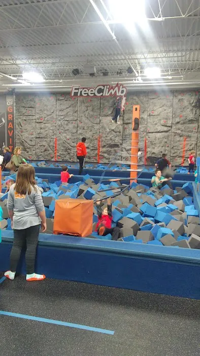 Sky Zone Fairview Heights Picture 8