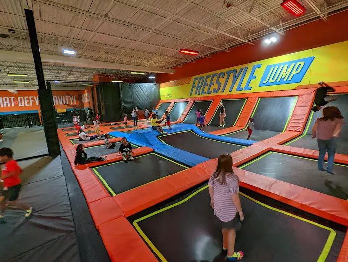Urban Air Trampoline and Adventure Park Picture 4