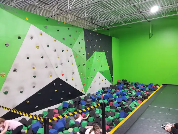 Sky Zone Trampoline Park Picture 6