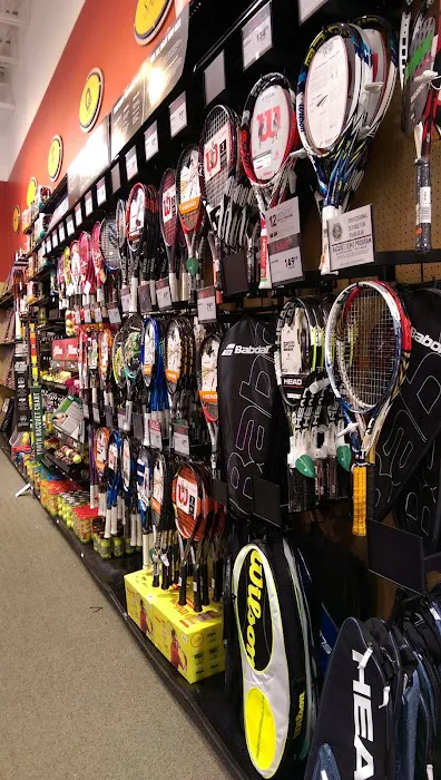 DICK'S Sporting Goods Picture 8