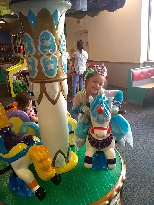 Chuck E. Cheese Picture 5