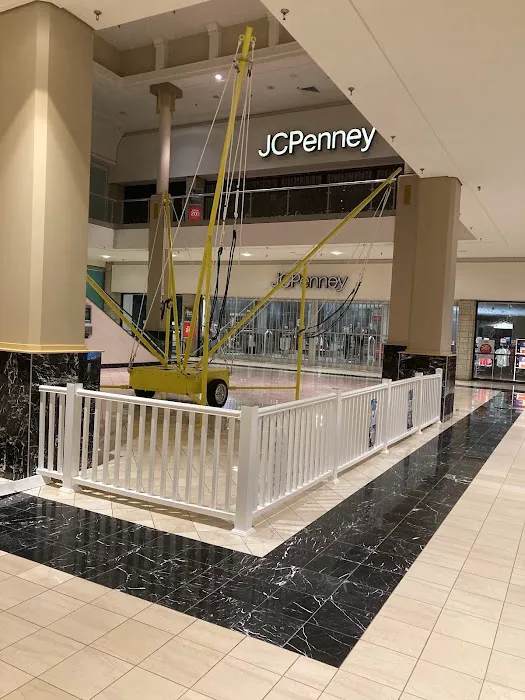 Montgomery Mall Bungee Jump Picture 10