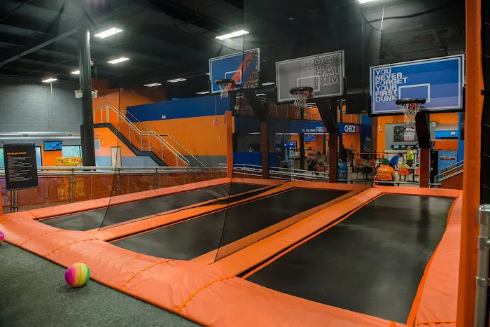 Sky Zone Trampoline Park Picture 4