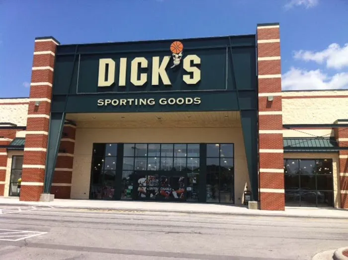 DICK'S Sporting Goods Picture 5