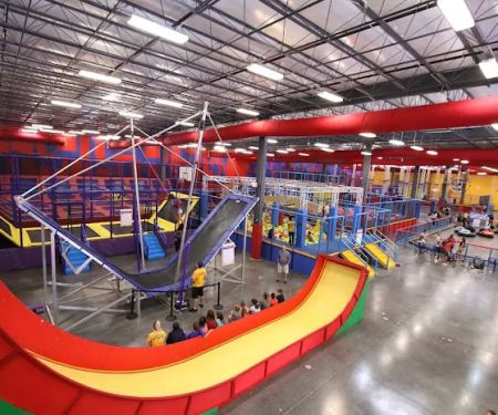 Planet Obstacle - Adventure Park