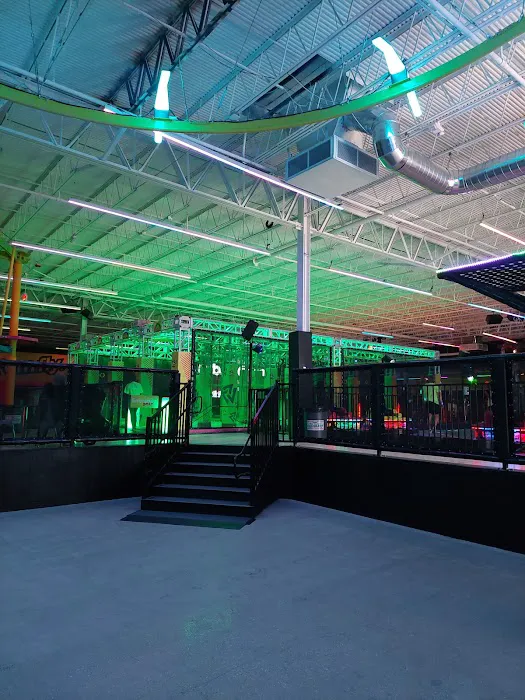 Urban Air Trampoline and Adventure Park Picture 5