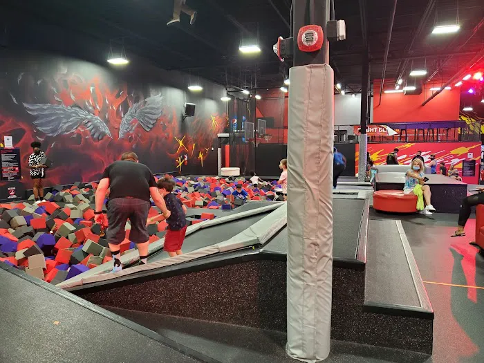 Sky Zone Trampoline Park Picture 3