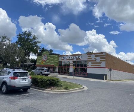 Chuck E. Cheese
